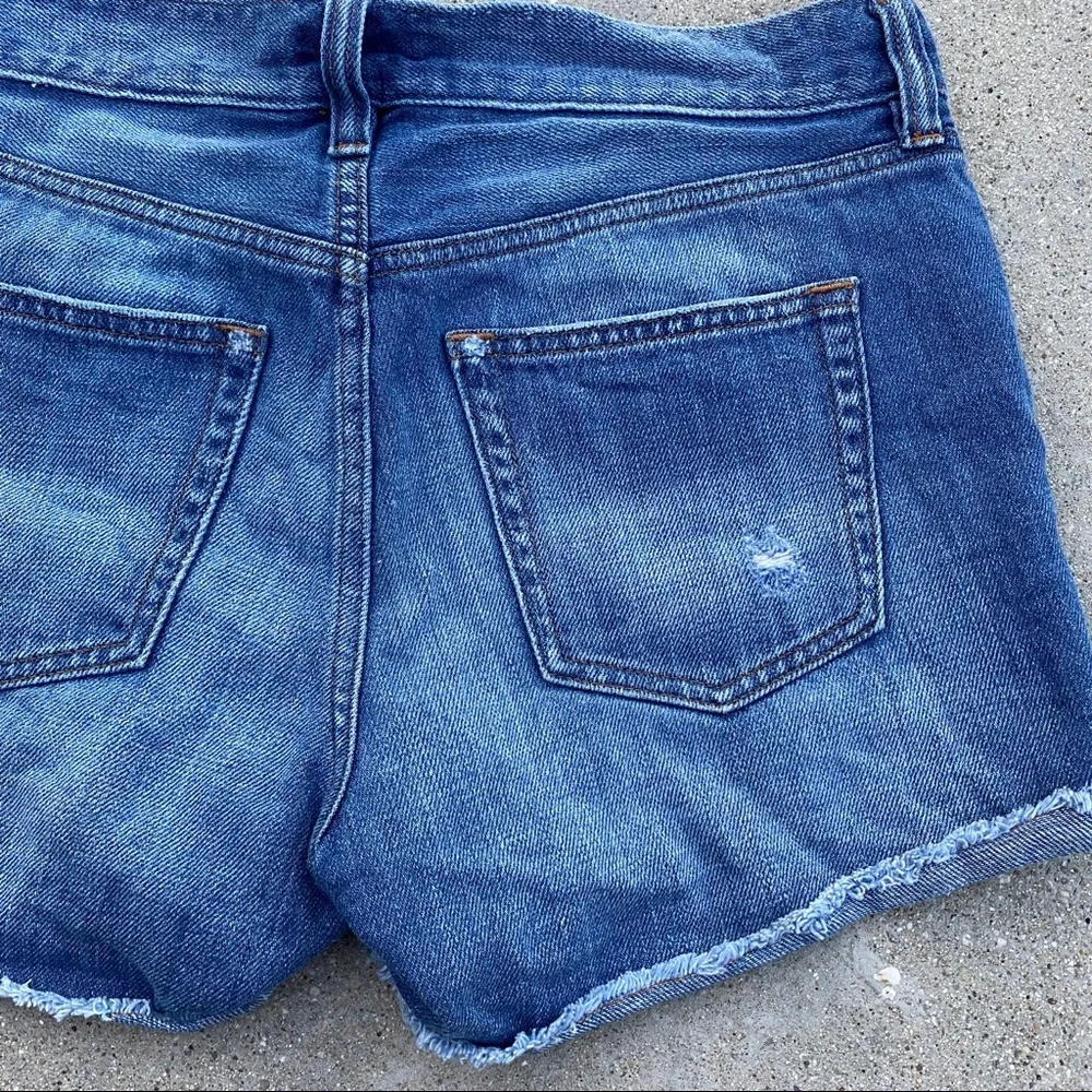 J. CREW jean shorts denim blue cut offs frayed cutoff women’s j.crew shorts 25
